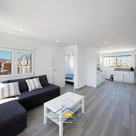 Ladybird Seaview Apartamento Benidorm